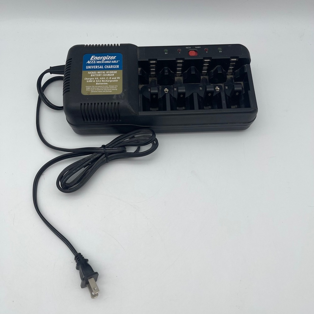 Energizer Accu Rechargeable Universal Battery Charger CHM4FC AA AAA C D 9V Black